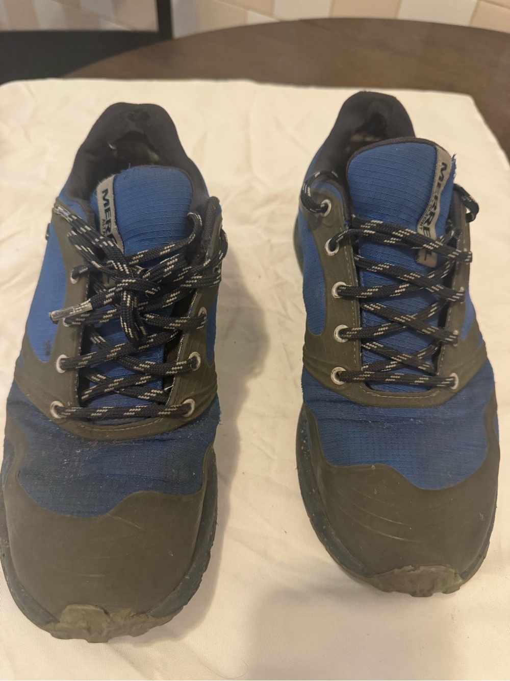 Merrell Men's Blue and Black Trail Sneakers